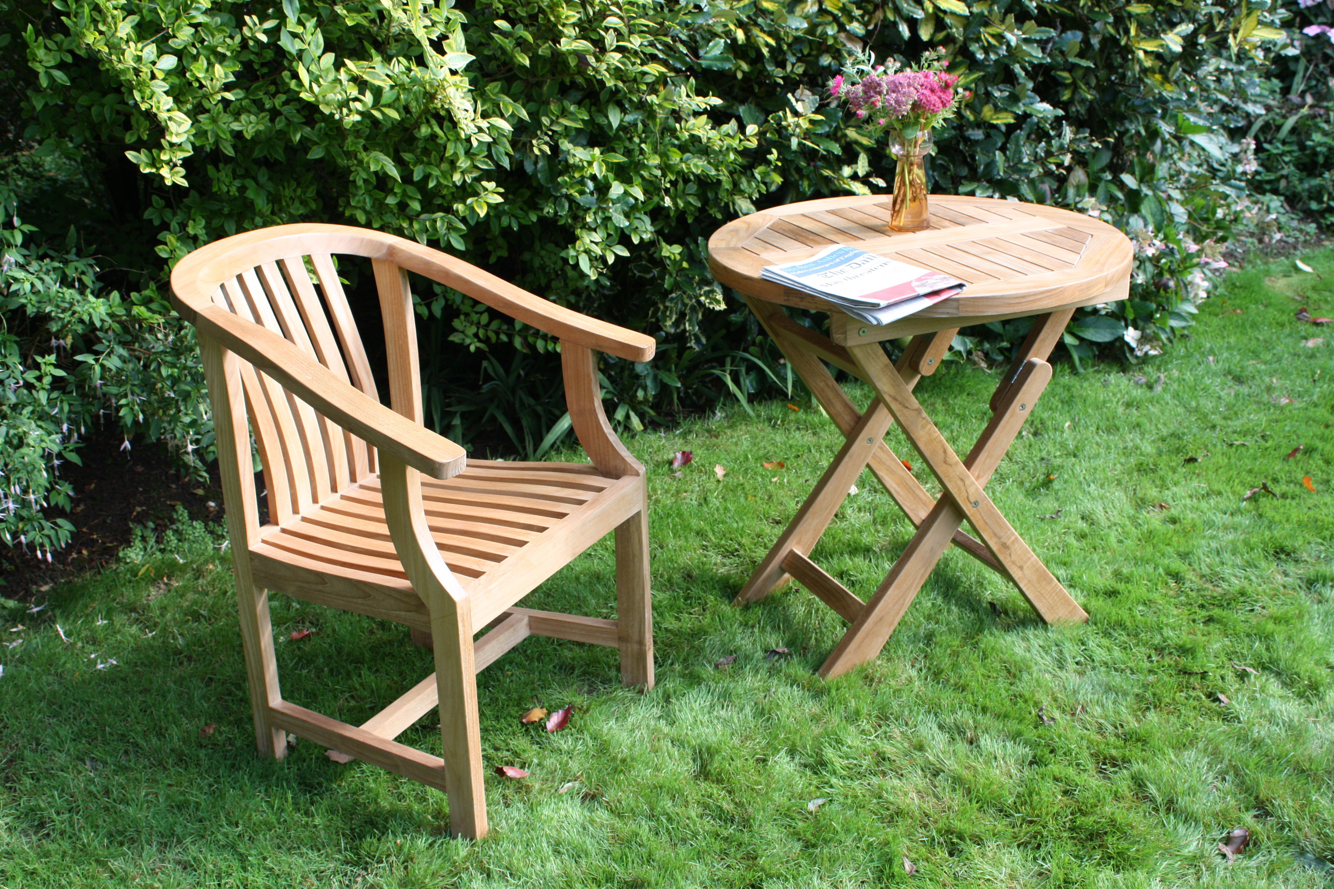 Round Folding Teak Garden Table