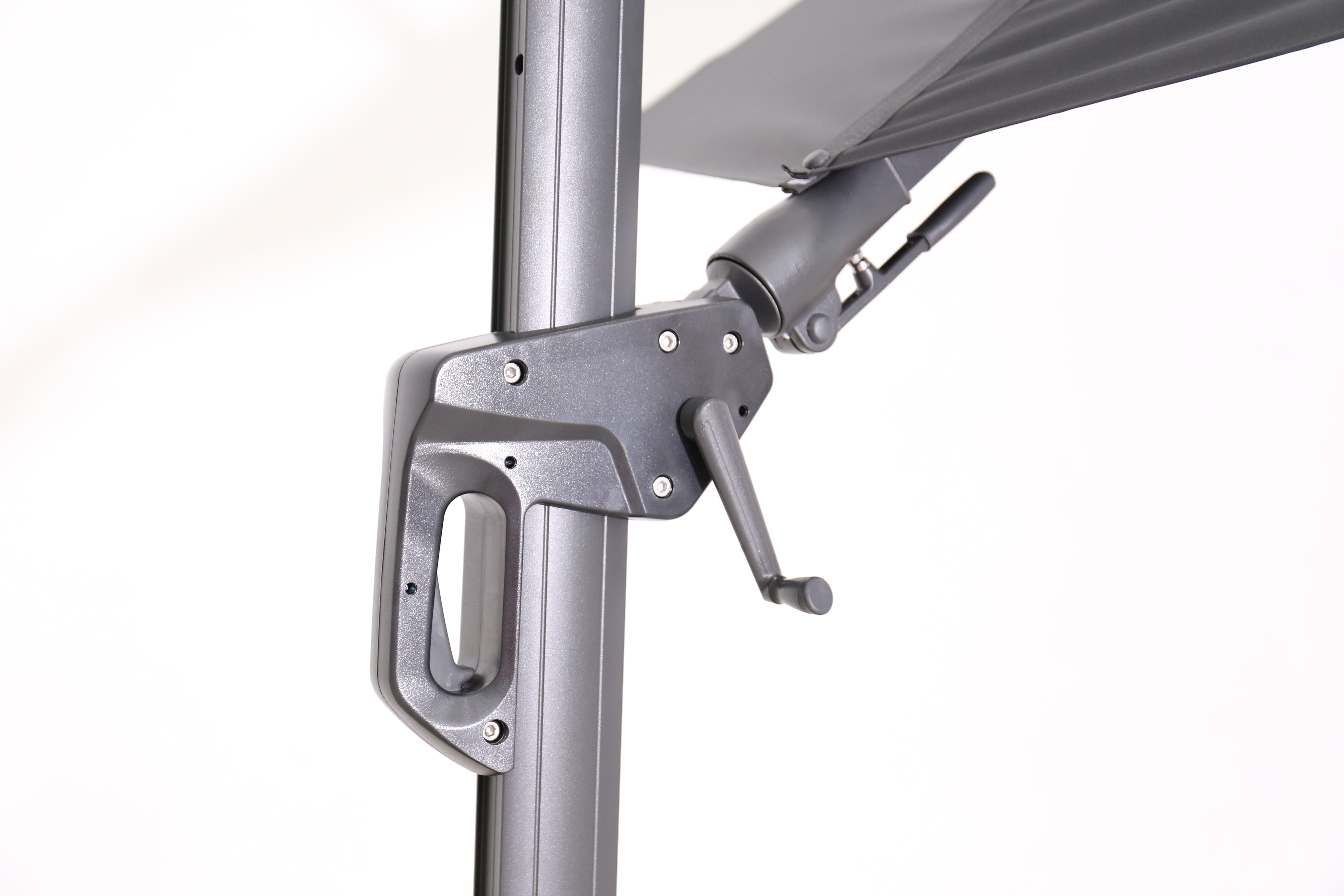 Cantilever Parasol for garden table handle