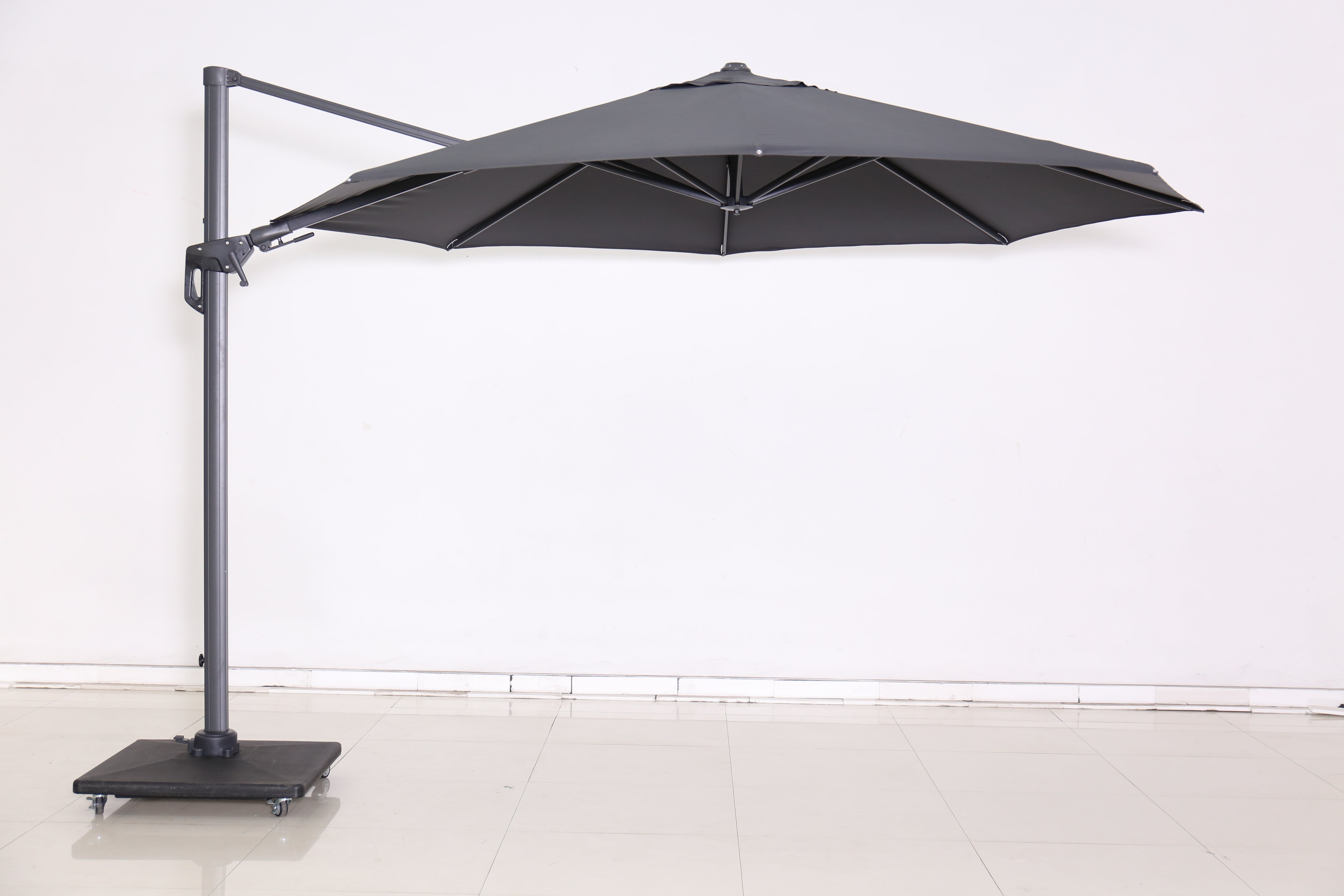 Cantilever Parasol for garden table open view