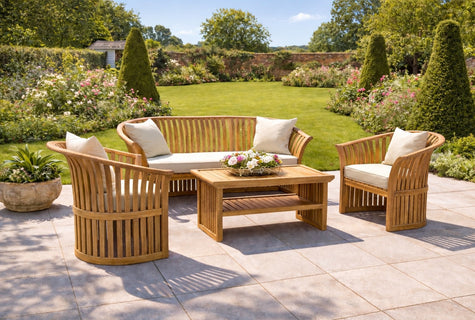 Creating a Relaxed Outdoor Seating Area With Teak Lounge Furniture