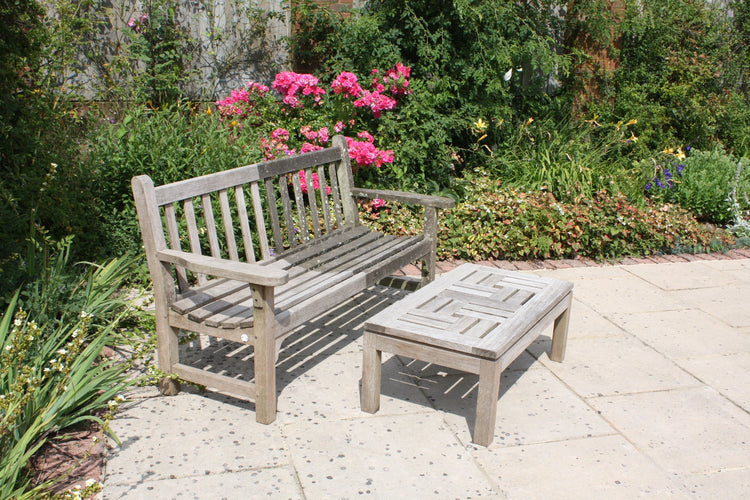 How to Clean Teak Garden Furniture