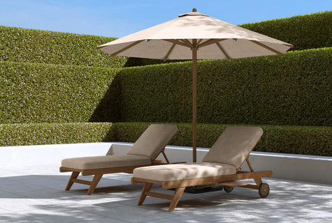 Why Grade A Teak Is a Good Choice for a Sun Lounger