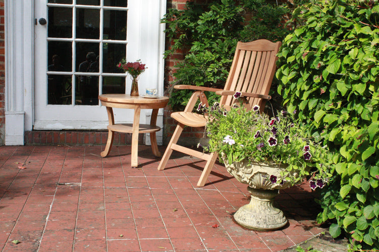 Why Choose Teak for Your Garden Furniture?