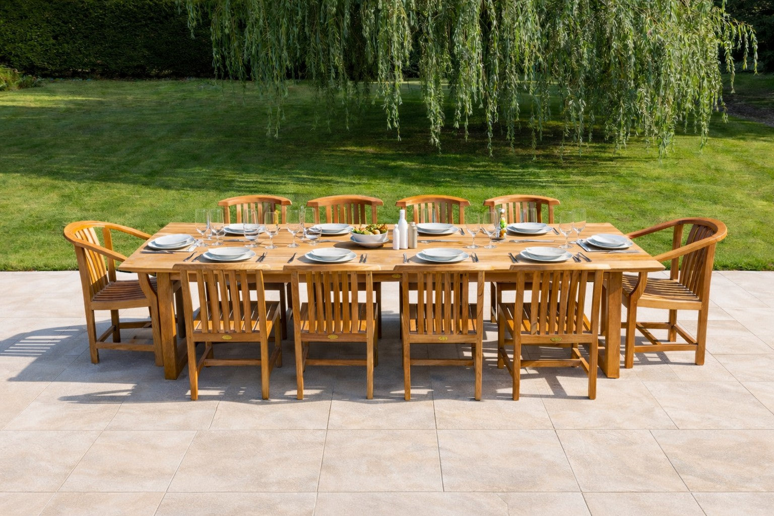 Belgravia Table & Winchester Chairs in Garden
